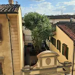 Apartment Cozy Attic At Historical Centre Of 5 Mins Smn And 7 Duomo *